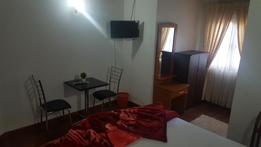 Eranga Guest Hotel Nuwara Eliya Ngoại thất bức ảnh